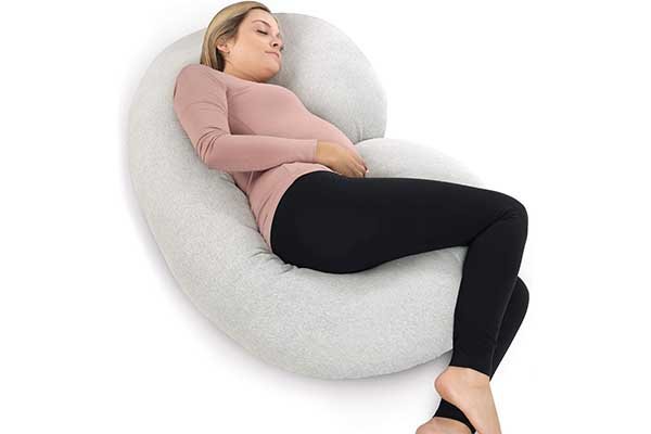 C-shaped pregnancy pillows